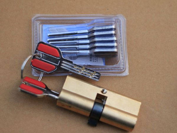 萨迦24小时上门开锁公司